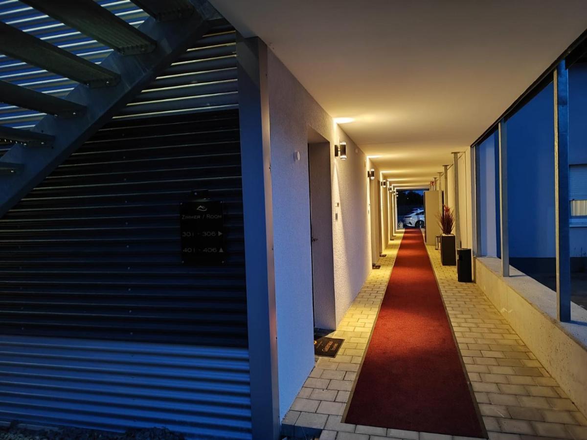 Gaestehaus Wuerzburg 24H Estenfeld Eksteriør bilde